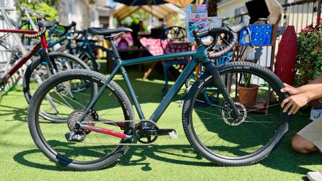 日本初上陸のマグネシウムバイク、VAAST(ヴァースト)