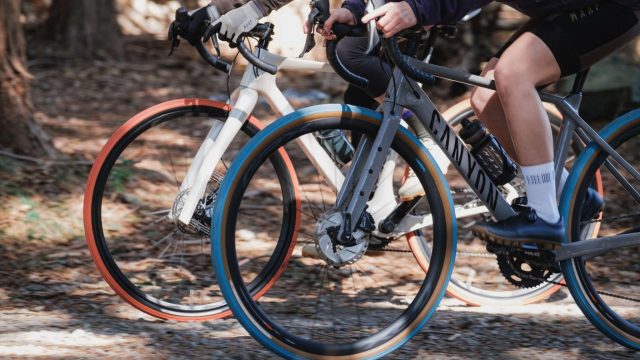 グラベルキング 限定 カラー ブルー オレンジ